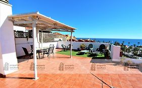 Lomas de Mena 15 - Ático con vistas al mar - Barbacoa y Piscina- PARKING GRATIS